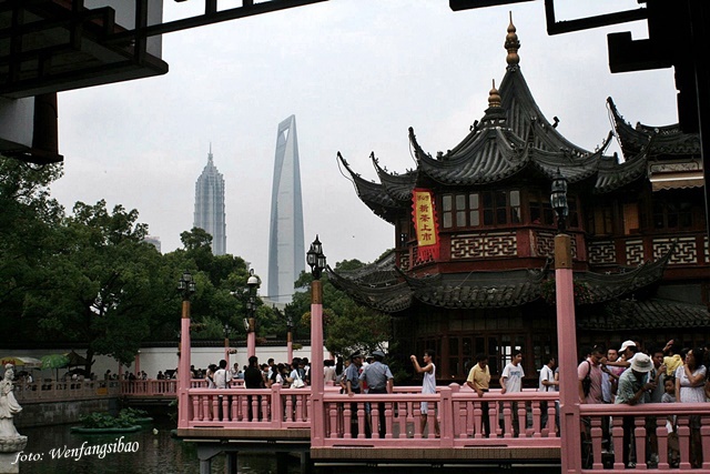 Jiuqu Qiao w Yuyuan Starego Miasta Shanghai