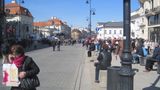 Krakowskie Przedmieście koło 13:00, 10 kwietnia 2012