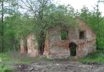 Dom nad Jeziorką zwany lokalnie "Polską w ruinie"
