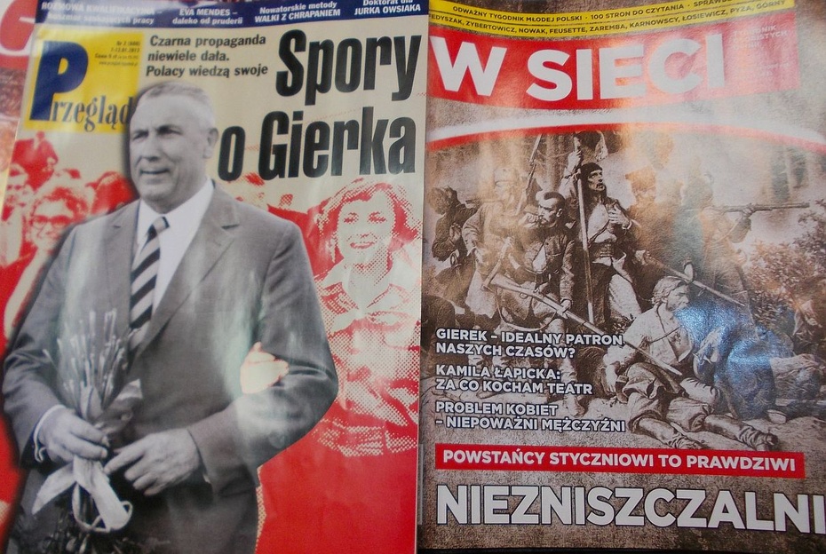 Okładki tygodników: "Przegląd" i "W Sieci" aut. Piotr Szelągowski