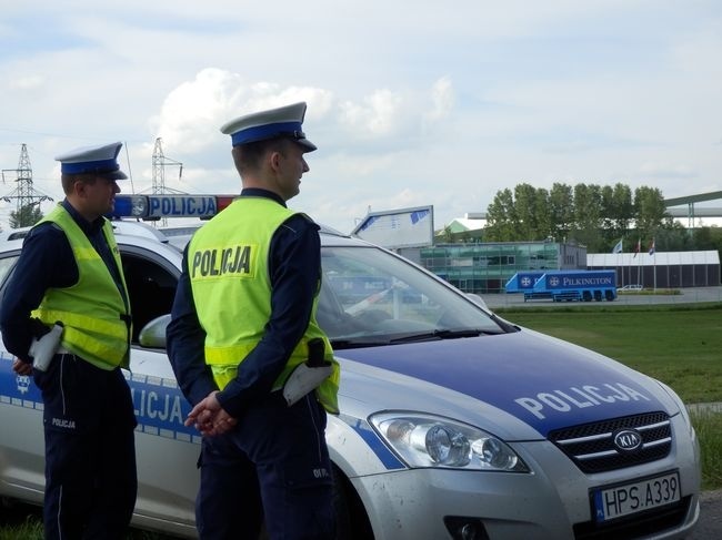 Polska Policja prowadzi dyskusję na Twitterze