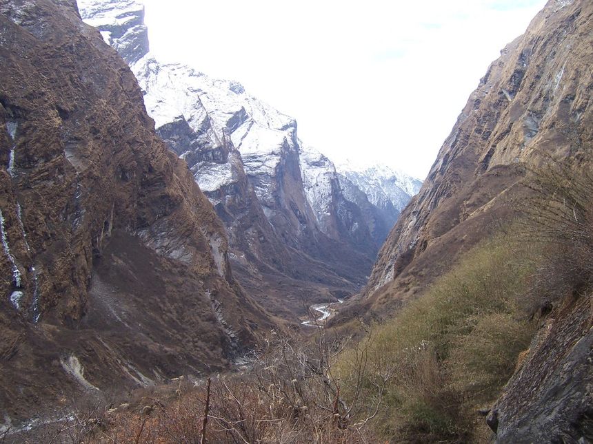 Na szlaku w Himalajach. John Vincent