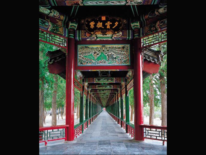 Długi Korytarz w Pałacu Letnim w Beijing 02