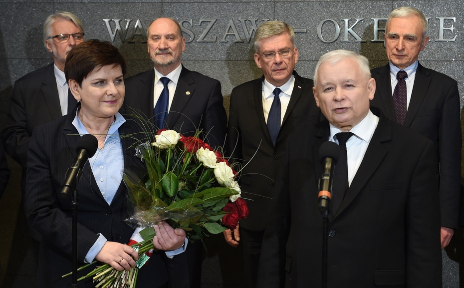 Powitanie polskiej delegacji na Okęciu, fot. PAP/Radek Pietruszka