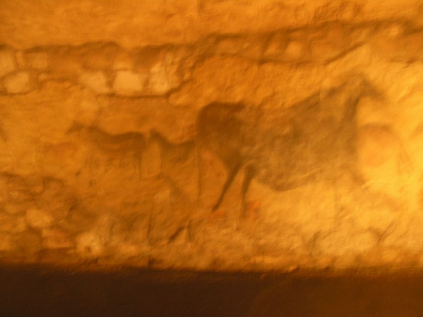malowidła sprzed tysięcy lat w centrum miasta...choć pod ziemią