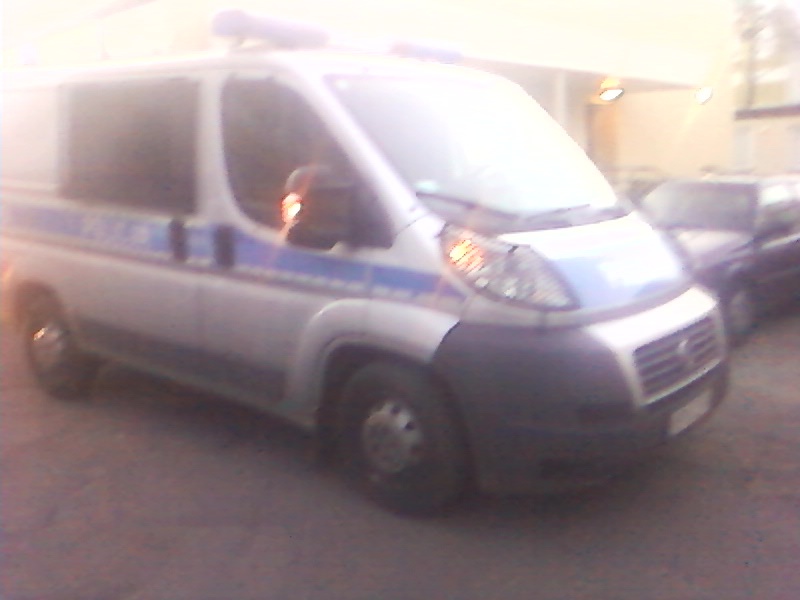 pojazd użyty do okazania mi pogardy przez "policjantów" - zdjęcie zrobione w następnym dniu i w innym miejscu