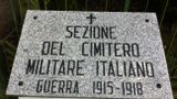 Cmentarz żołnierzy włoskich we Wrocławiu SEZIONE DEL CIMITERO MILITARE ITALIANO GUERRA 1915-1918, 11 IX 2013 Foto: R. Pieńkowski