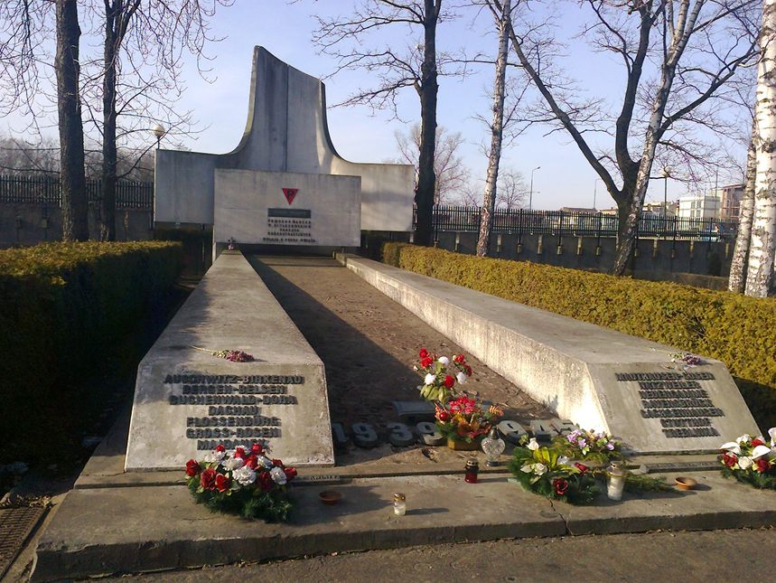 Pomnik pomordowanym Polakom w niemieckich obozach zagłady