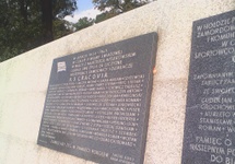 Na tablicy upamietnieni zawodnicy i dzialacze Cracovii,ktorzy zgineli w 2 wojnie swiatowej.Tablica z lat 80 XX wieku.