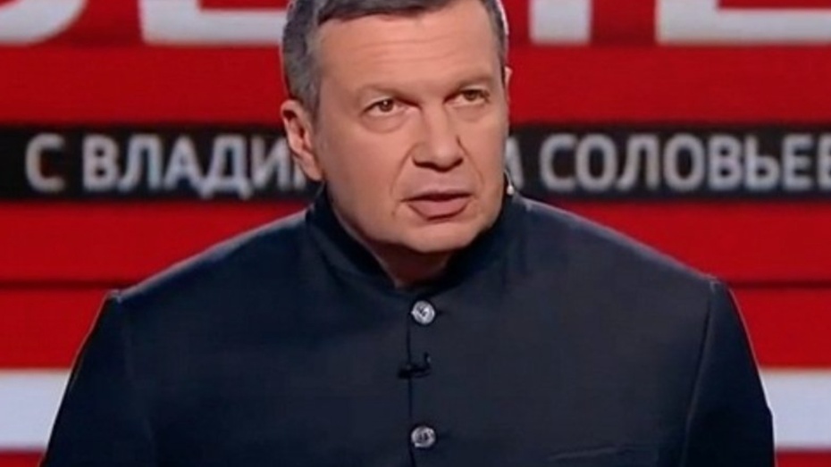 Władimir Sołowiow podczas swojego programu w telewizji Rossija 1 zagroził Polsce wejściem do Warszawy czeczeńskiej jednostki specjalnej "Achmat". (fot. Twitter)