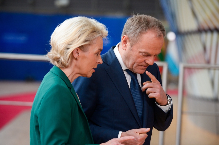 Premier Donald Tusk i przewodnicząca KE Ursula von der Leyen. Fot. PAP/Marcin Obara