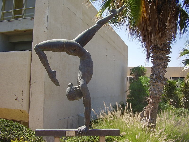 PikiWiki Israel 20592 The Gymnast sculpture in Wingate Institute.JPG, źródło: Wikimedia commons
