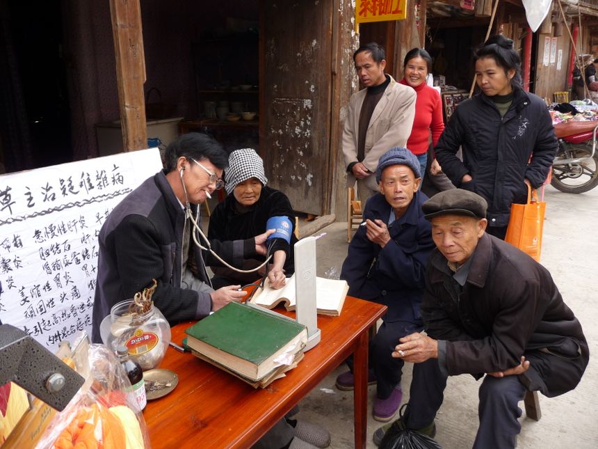 Konsultacja na targu

(zdjęcie zhongguo)