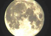Księżyc 25grudnia2015 zdjęcie "z ręki"