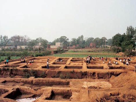 Odkopane ruiny w pobliżu Zhengzhou