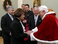 Jadwiga Kaczyńska z Synami Lechem i Jarosławem na audiencji u Ojca Św. Benedykta XVI