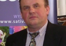Marek Sikorski jest autorem książki o smoku wawelskim