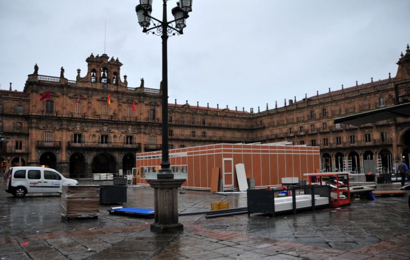 Plaza Mayor w deszczu