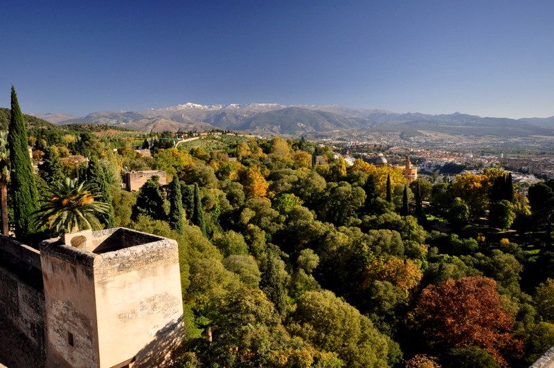 Widok z Alhambry na Sierra Nevada