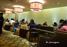 W restauracji makaronu'biang biang', który  jest  popularny w prowincji Shaanxi.