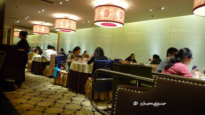W restauracji makaronu'biang biang', który  jest  popularny w prowincji Shaanxi.