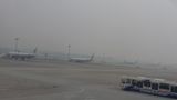 mgła na lotnisku w Pekinie