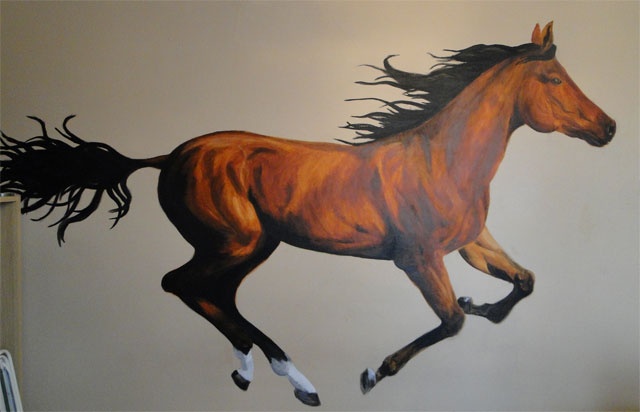 Koń malowany na ścianie, akryle. Luty-marzec 2012.