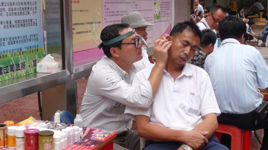 Czyszczenie uszu

(zdjęcie zhongguo)
