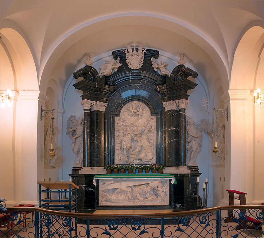 Fulda - grobowiec najstarszego misjonarza niemieckiego St. Bonifatius z polowy VIII wieku