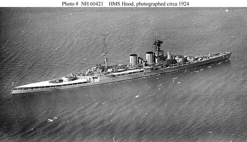 Duma Royal Navy i największy okręt świata do wejścia do służby 16. 12. 1941 r pancernika Yamato./ Fot Google