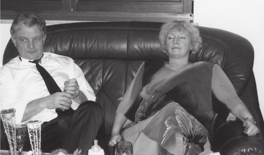 Zbigniew Wassermann z żoną Haliną w nowym domu na krakowskich Bielanach 
(fot. archiwum rodzinne)