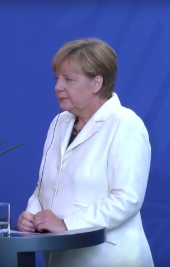 Kanclerz Niemiec na konferencji w Berlinie dnia 8 września 2015r w sprawie imigrantów.