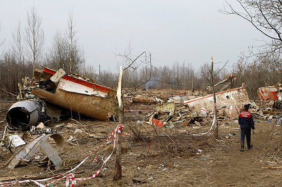 Prokuratorzy postanowią o ekshumacji zwłok 90 ofiar katastrofy smoleńskiej? Fot. AP