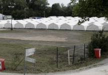Wielu uchodżców w RFN musi być zakwaterowana na początek w namiotach