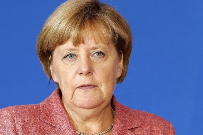 Kanclerz Niemiec, Agela Merkel, fot. PAP/EPA/SEBASTIEN NOGIER