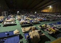 Tymczasowe schronienie w Camerino. Fot. EPA/MASSIMO PERCOSSI