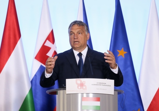 Viktor Orban na konferencji prasowej po spotkaniu Grupy Wyszehradzkiej, fot. PAP/Paweł Supernak