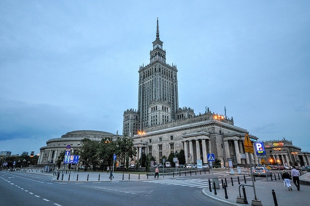 Dawny adres Chmielna 70 to dzisiejsze okolice Pałacu Kultury i Nauki w Warszawie, fot. Flickr/Jorge Lascar