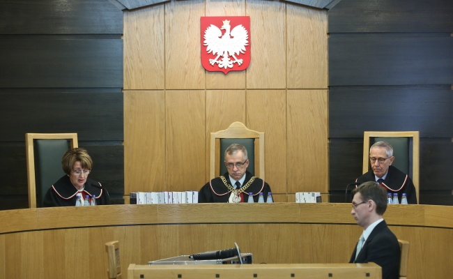 Sąd Najwyższy opowiedział się po stronie Trybunału Konstytucyjnego. Fot. PAP/Rafał Guz