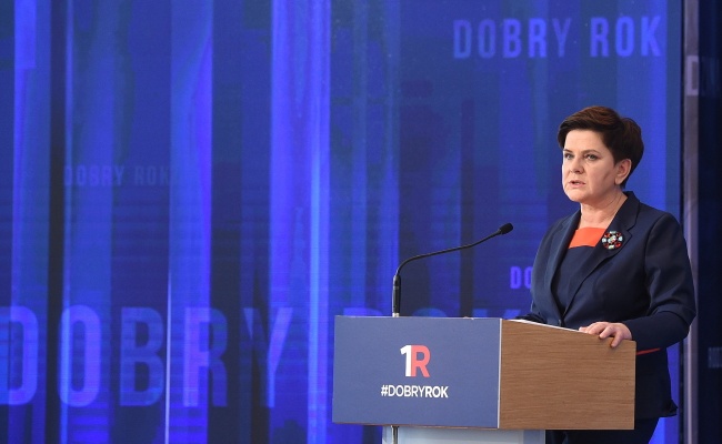 Premier Beata Szydło na konwencji #DobryRok. Fot. PAP/Radek Pietruszka