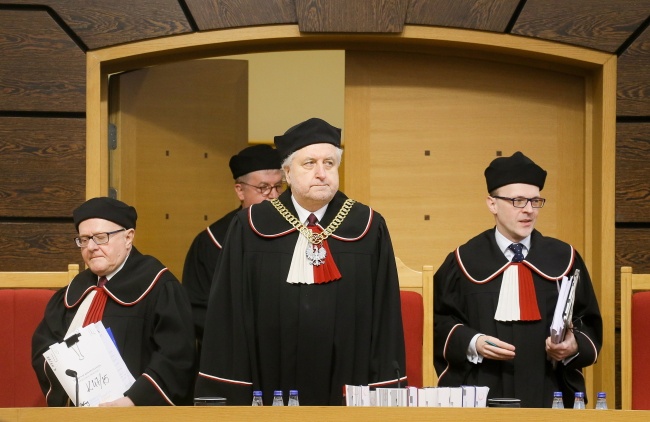 Sędziowie Trybunału Konstytucyjnego. Fot. PAP/Paweł Supernak