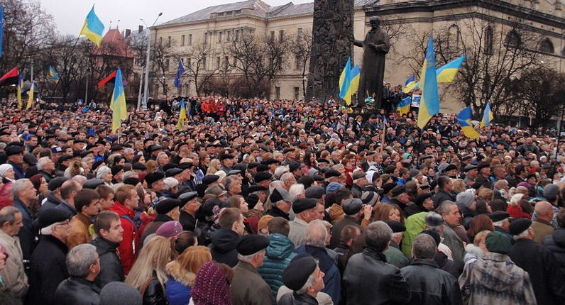 Majdan/Ukraina ostro reaguje na polską uchwałę ws. Wołynia.