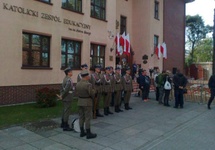 Uroczystości miały wojskową asystę foto: Andrzej Budzyk