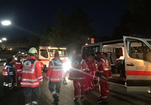 Akcja ratunkowa po ataku uchodźcy z Afganistanu na pasażerów pociągu w Niemczech. źródło: Twitter