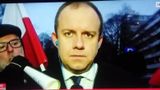 Bojówkarze atakują dziennikarza TVP w imię obrony „wolności mediów”!