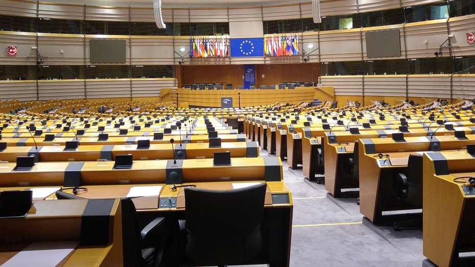 Parlament Europejski chce jawności płac. (fot. Pixabay)