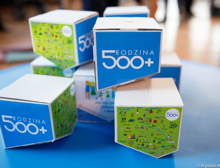 Nigdzie nie brakuje, tylko w Warszawie brakuje środków na wypłatę 500 plus