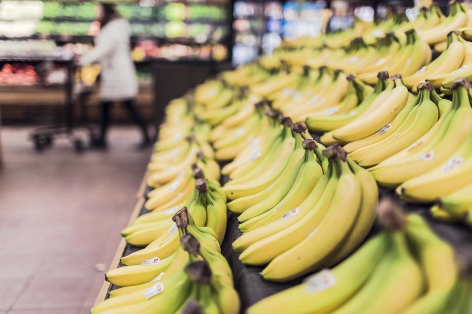 Pracownicy supermarketu znaleźli w bananach... kokainę