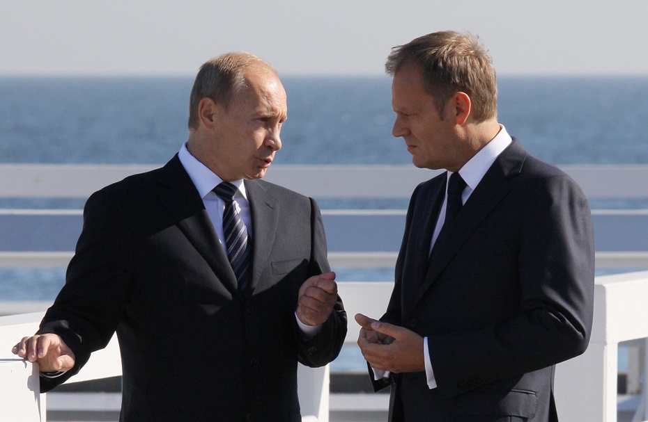 (Władimir Putin i Donald Tusk. Fot. PAP/Paweł Supernak)