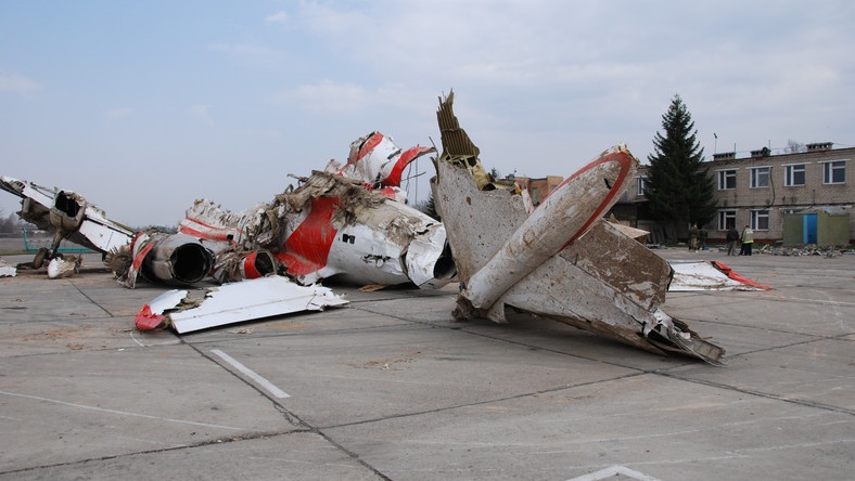 Wrak samolotu Tu-154 M, który rozbił się w Smoleńsku 10 kwietnia 2010 roku. Na pokładzie było 96 osób.